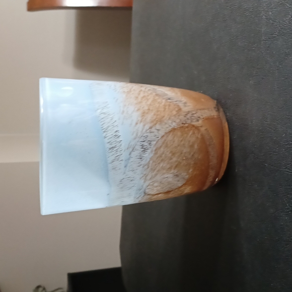 Beachy glass vase or wastebasket - Picture 2 of 4